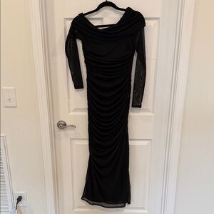 Abercrombie & Fitch Off-Shoulder Dress